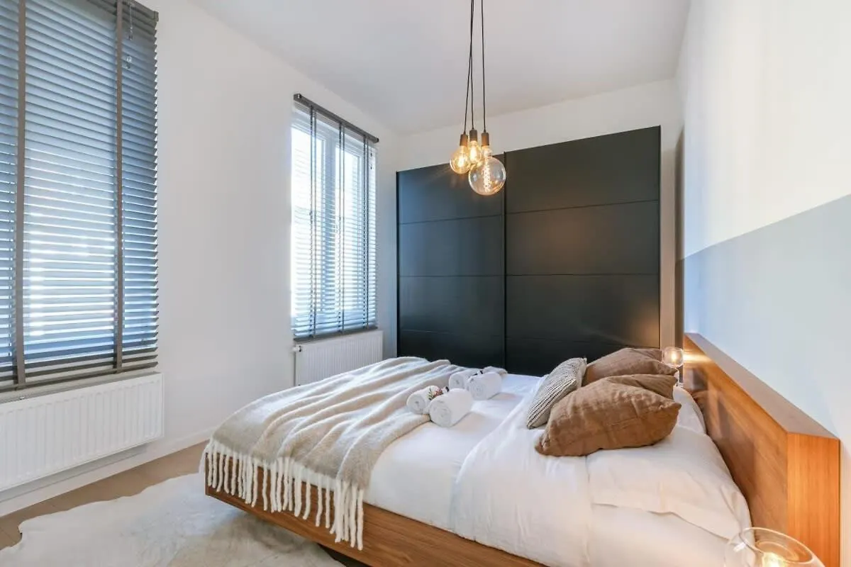 House With Large And Sunny Terrace Villa Antwerp Holiday home